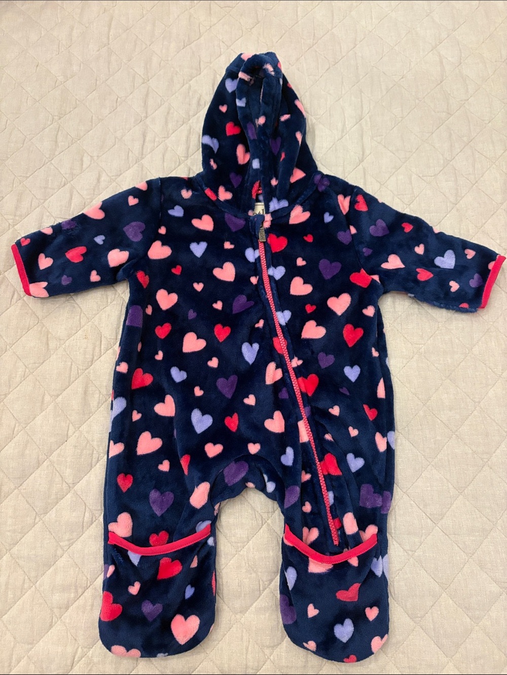 NWOT Hatley Navy Fleece Hooded Footed One-Piece with Multicolor Hearts